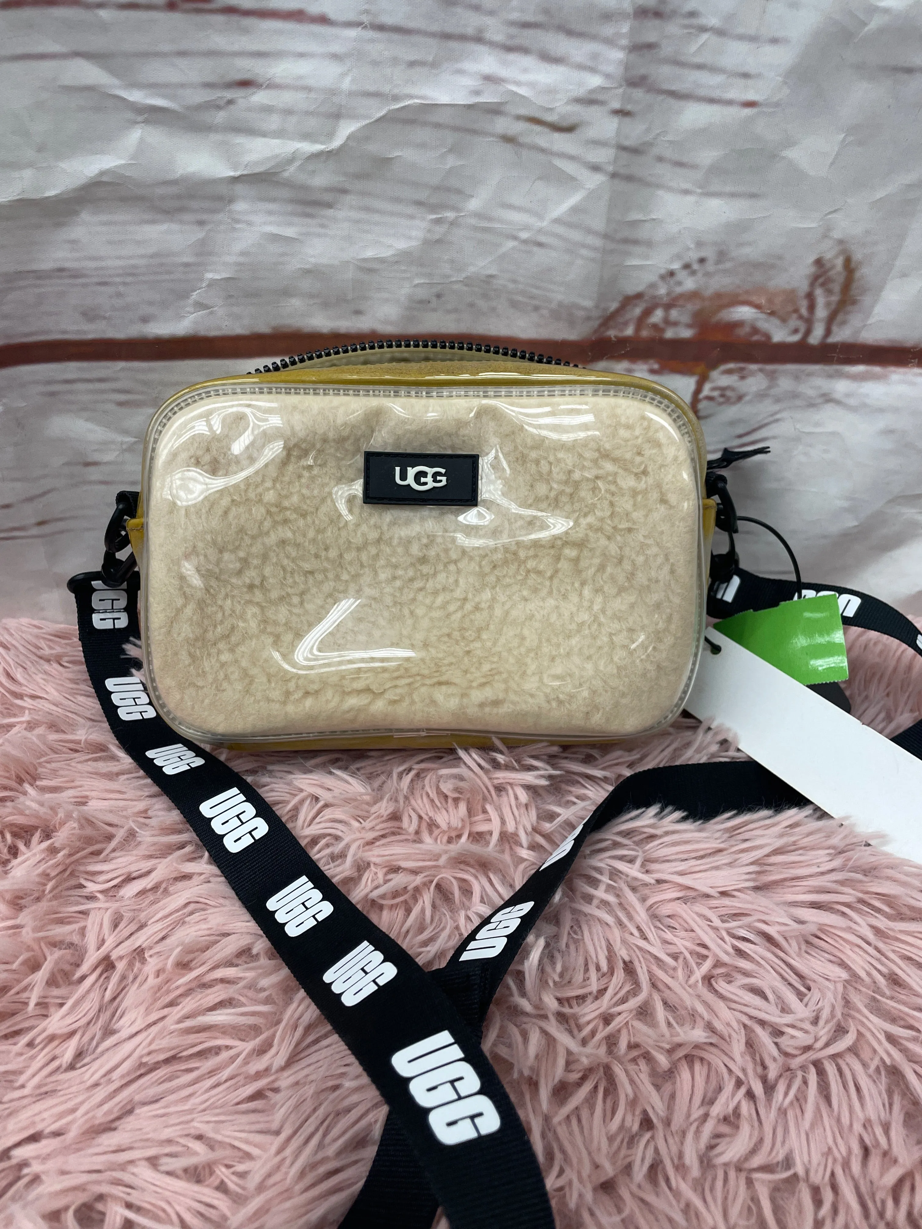 Belt Bag By Ugg  Size: Medium