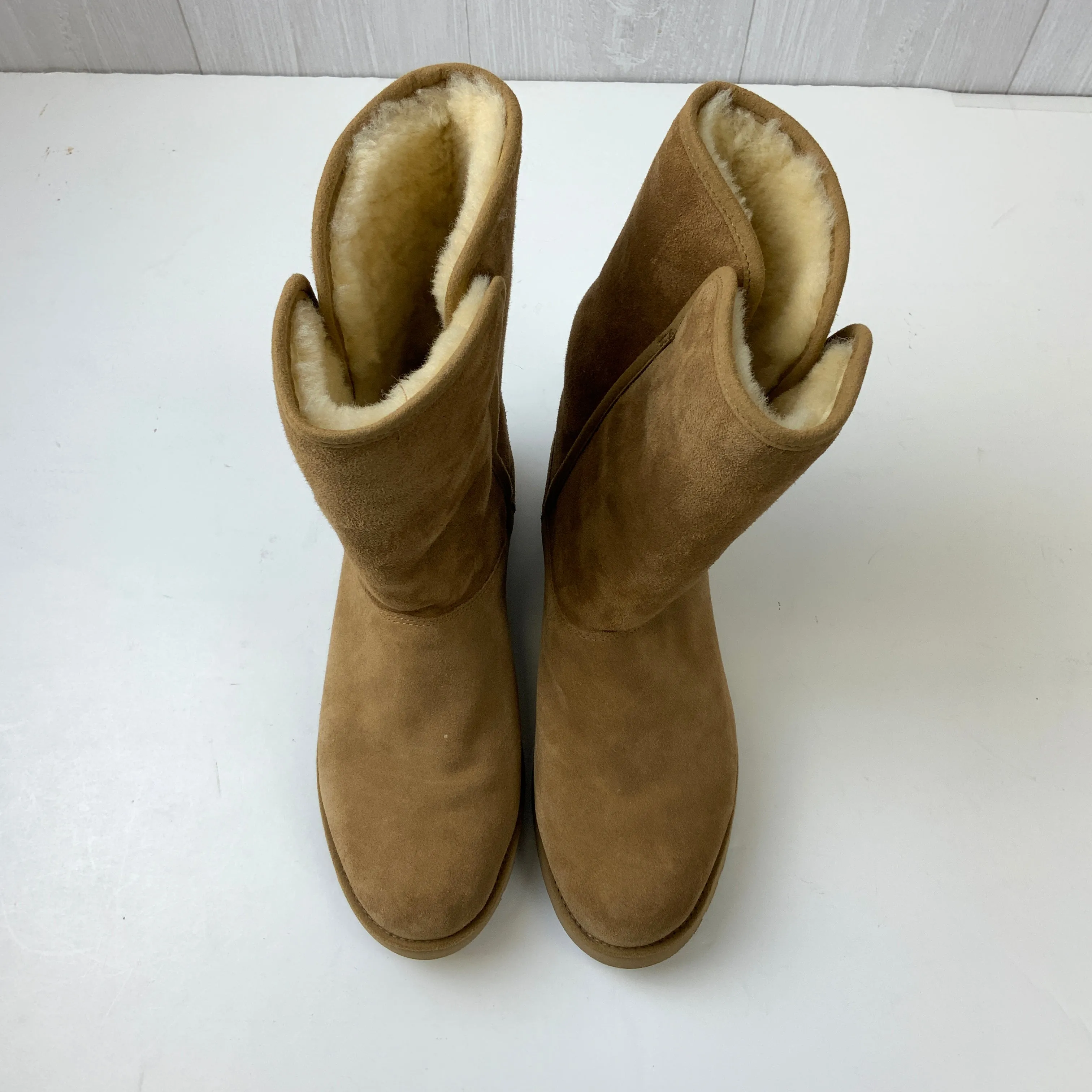 Boots Designer By Ugg  Size: 8