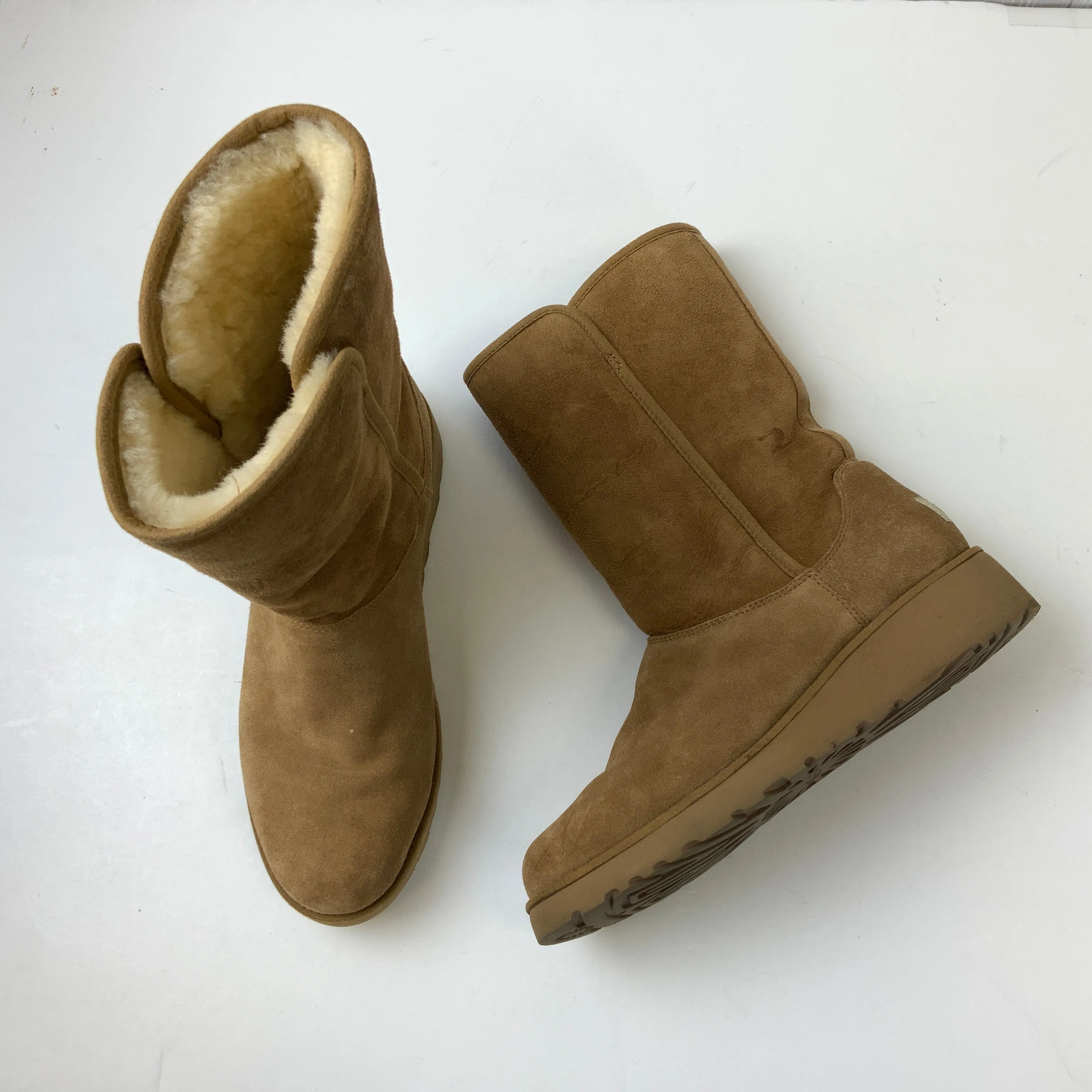 Boots Designer By Ugg  Size: 8