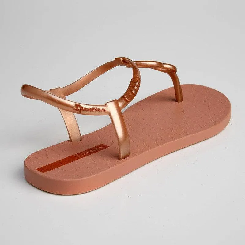 Optimized Title: Eden Modern Light Pink/Rose Thong Sandals from Ipanema
