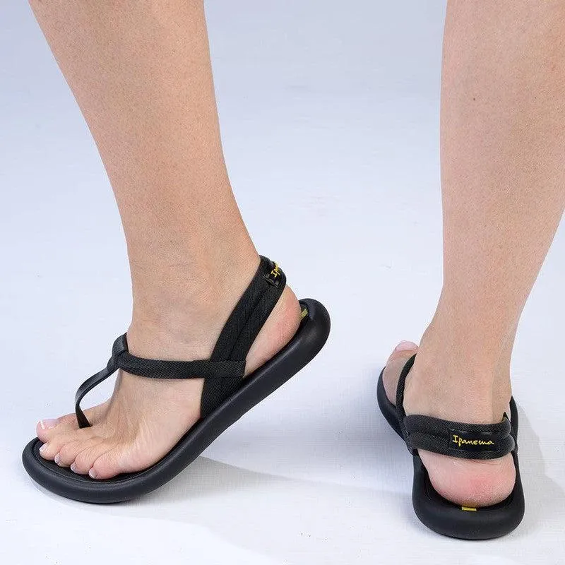 Ipanema Gia Glam Thong Sandals -Black