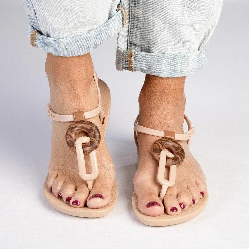 Ipanema Kate Chain Thong Sandals - Beige