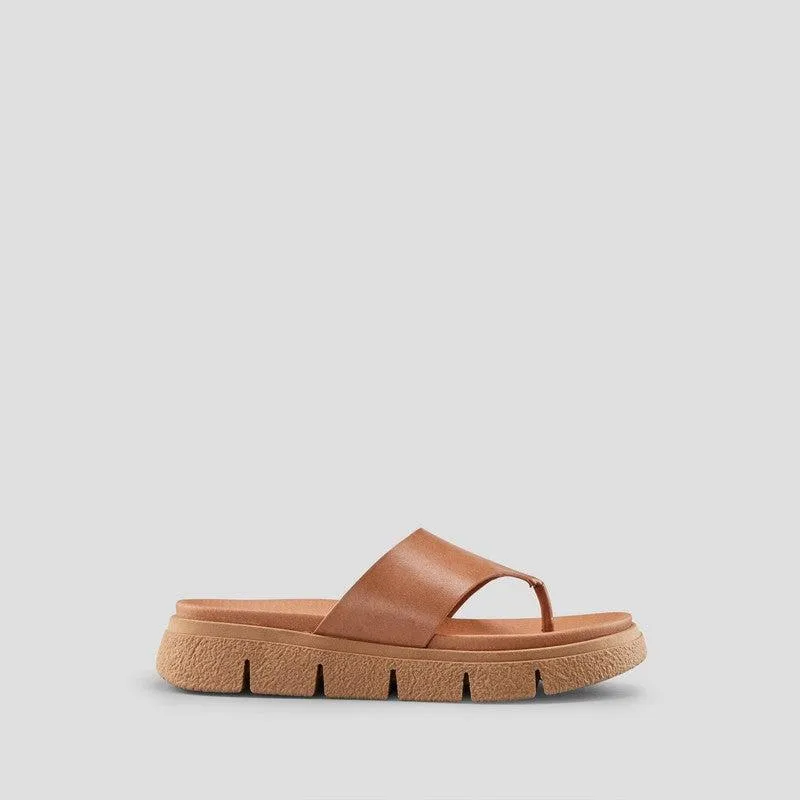 Ponyo Sandal in Tan