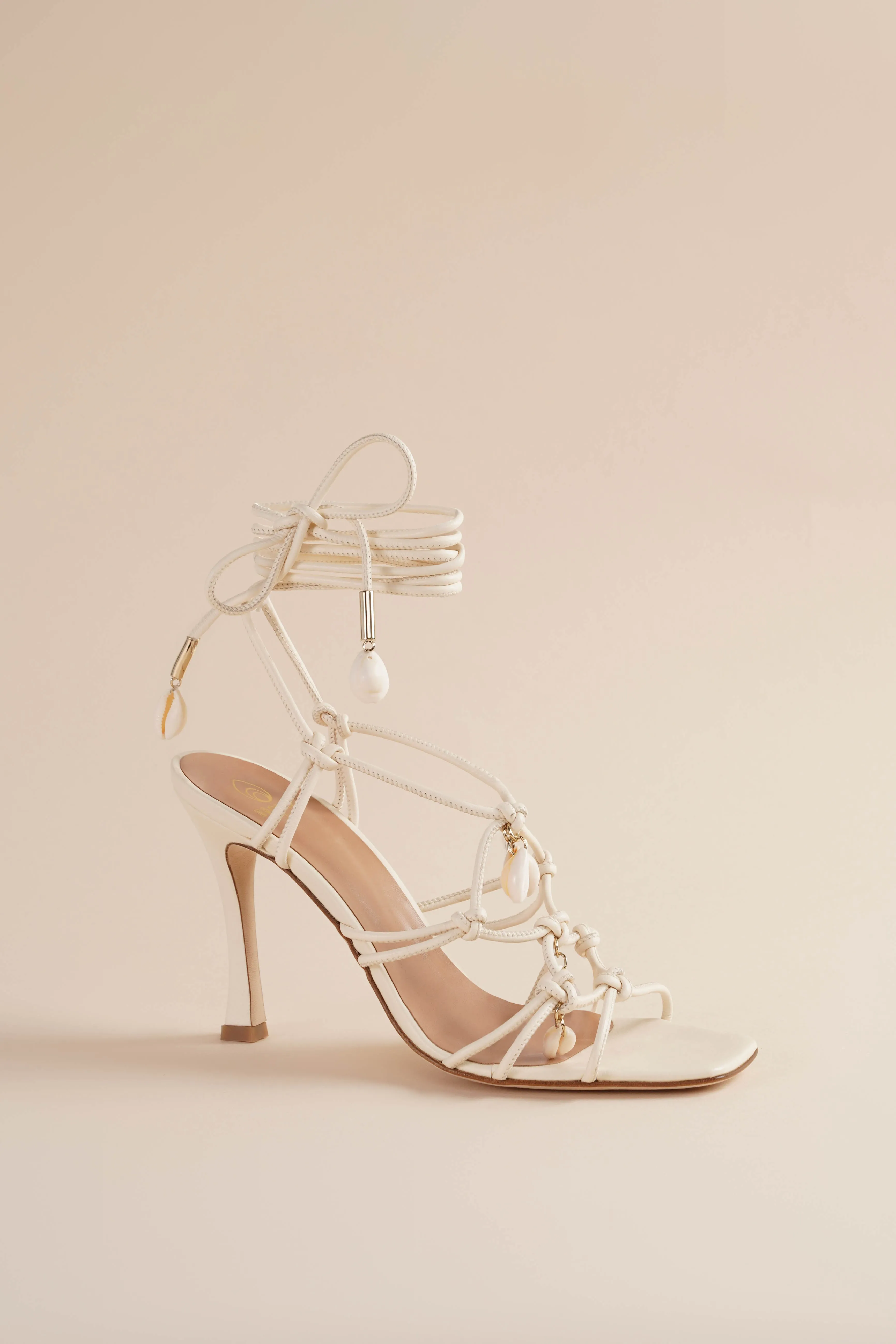 Shoreline Sandal in Ivory