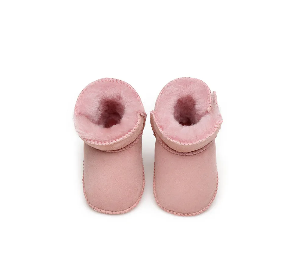 UGG Baby Gift Pack Erin Bootie with Pom Pom Beanie