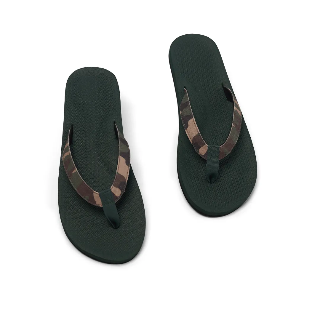 Women's Flip Flops Camo - Leaf/Camo Regular